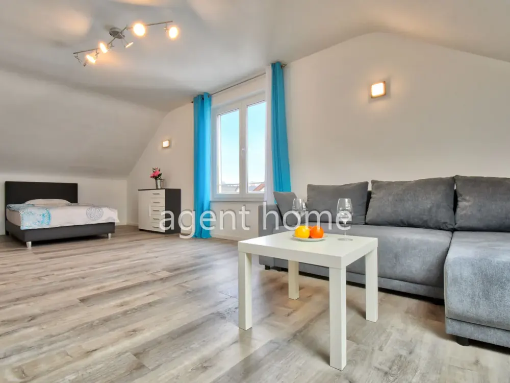 MÖBLIERT -MODERN LIVING AM MAX-EYTH-SEE - Dachgeschosswohnung mit Seeblick