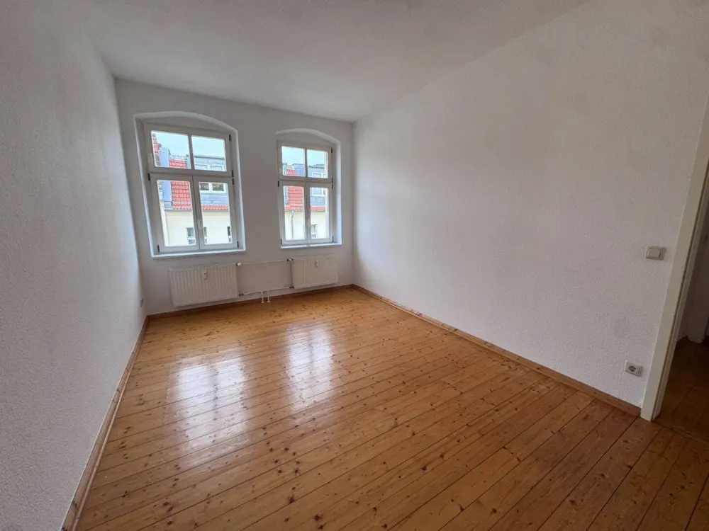 Lichtdurchflutete 2-Zimmer Wohnung !