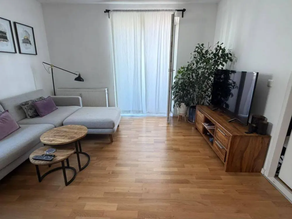 Nachmietersuche! Küchenübernahme möglich - helle 2-Zimmer-Wohnung im beliebten Wöhrd!