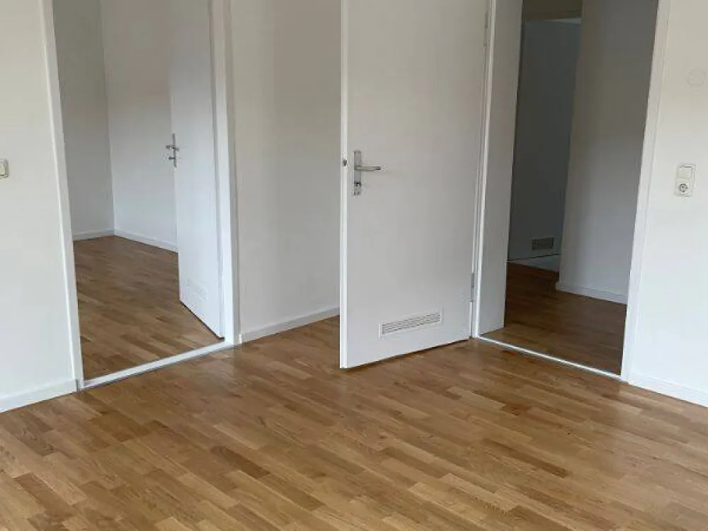 Nachmietersuche! Küchenübernahme möglich - helle 2-Zimmer-Wohnung im beliebten Wöhrd!