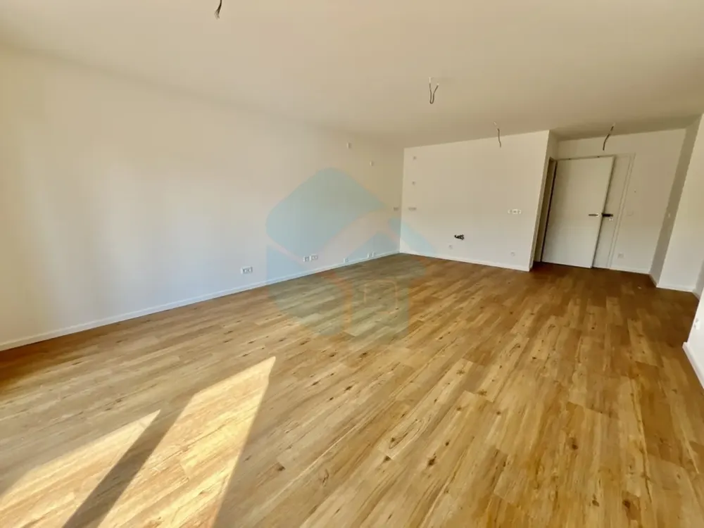 Hochwertige 2-Zimmer-Wohnung mit Balkon, Tiefgarage und moderner Ausstattung in Hattersheim am Main!