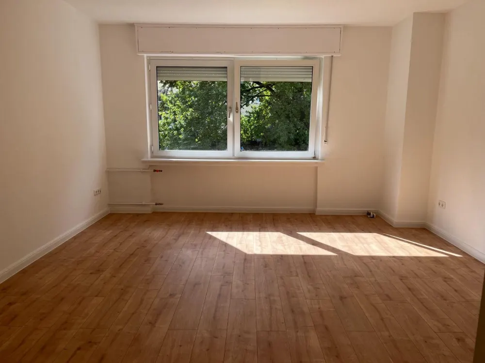 Erstbezug nach Sanierung, schöne 1 Zimmerwohnung in Stöcken mit Blick ins Grüne!
