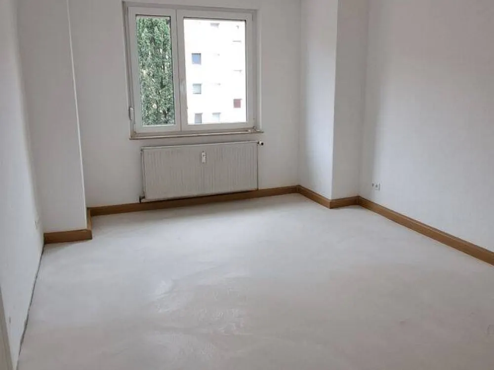 Sanierte 3-Zimmer-Wohnung im 2. Obergeschoss in 90443 Nürnberg