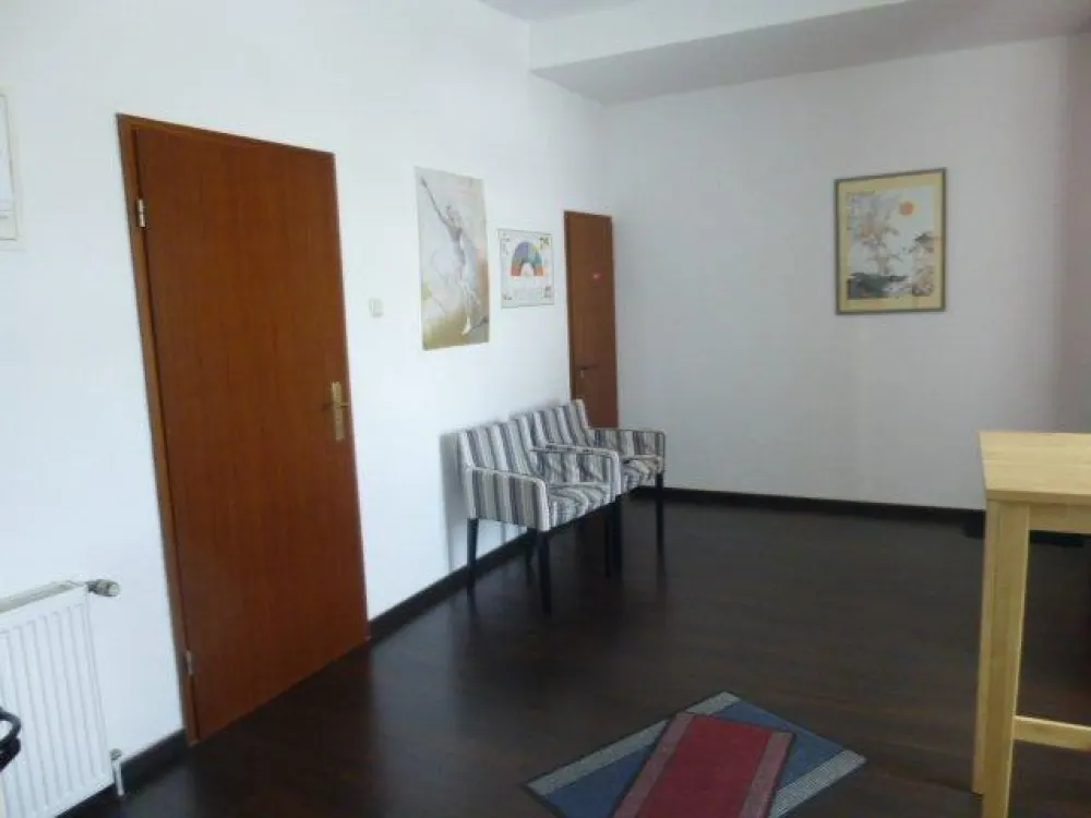 2 Zimmer-Wohnung, ca. 43m², EG, ruhig, Nähe Hbf