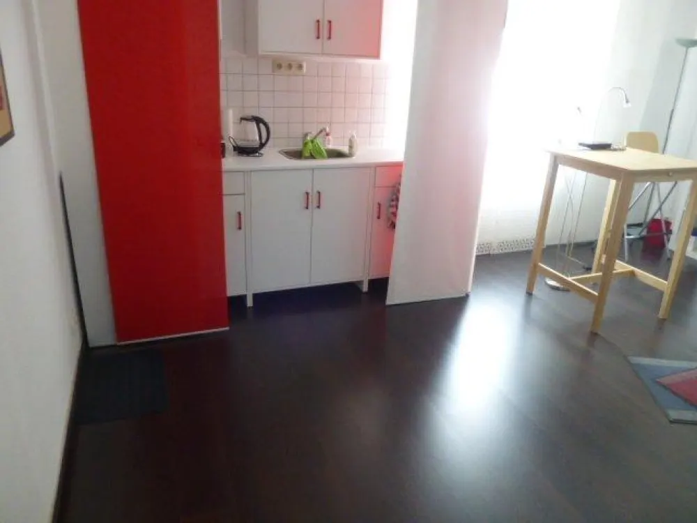 2 Zimmer-Wohnung, ca. 43m², EG, ruhig, Nähe Hbf