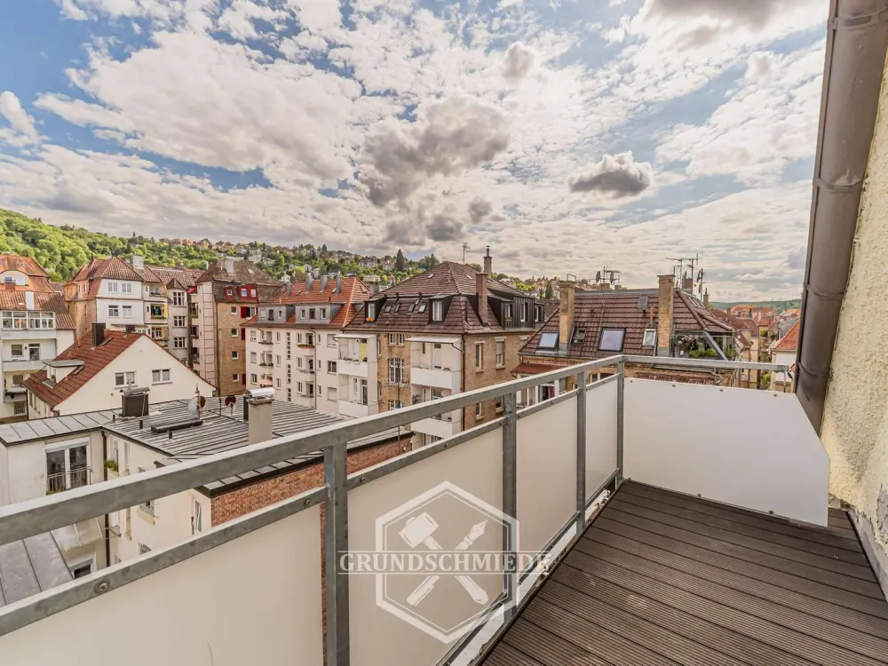 Geräumige 4-Zimmer-DG-Maisonette in bester Lage des Stuttgarter Südens
