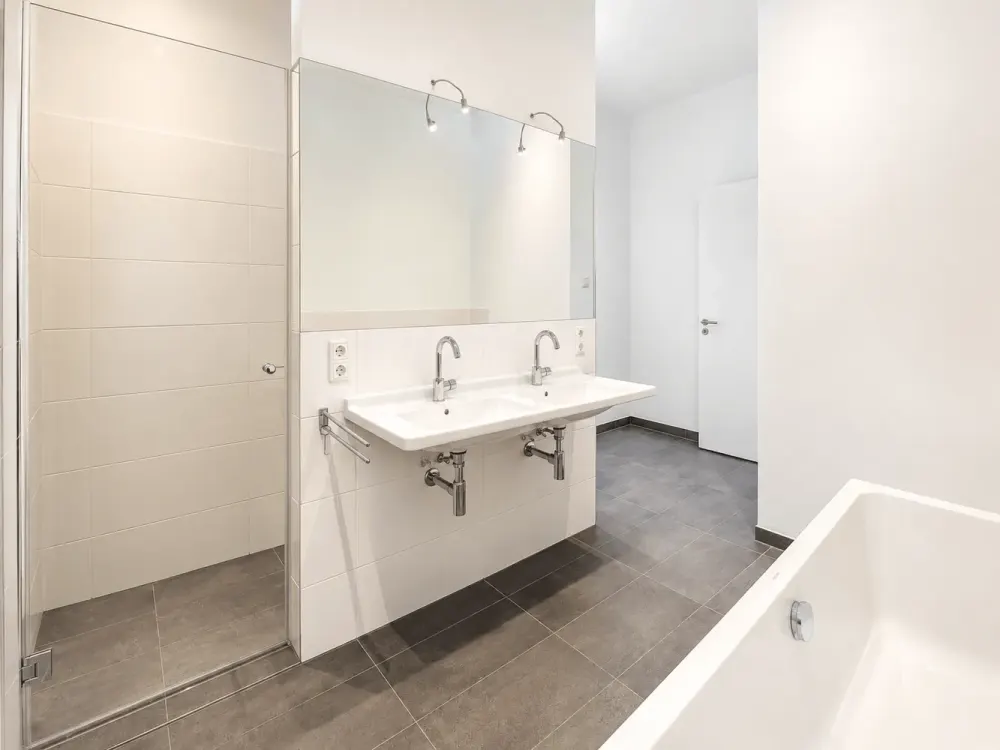 Modernes Loft in City-Lage | Kamin, EBK und Aufzug | Hochwertiges Parkett | Loggia