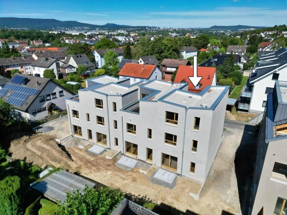تاون هاوس حديث/ منزل متوسط (بناء جديد، أول سكن) في Kassel-Fasanenhof