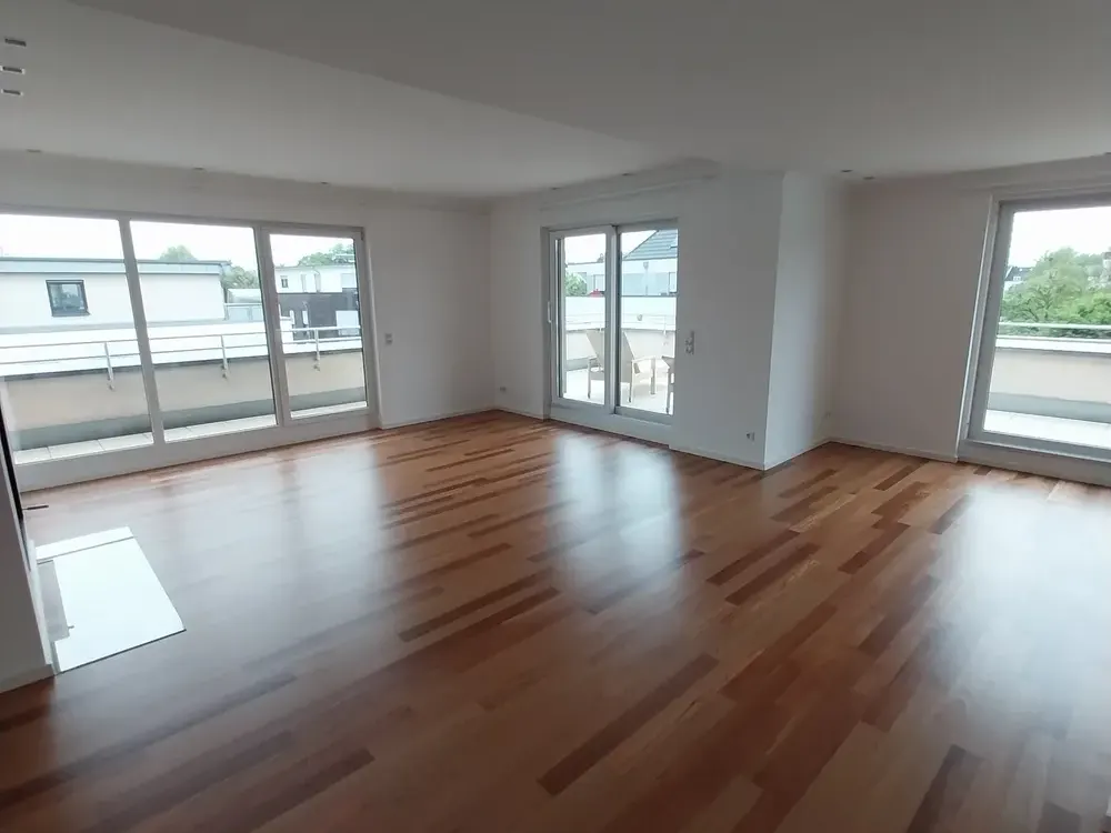 Penthouse in zentraler Innenstadtlage in Hilden: Großzügiges Wohnen auf 215 m²