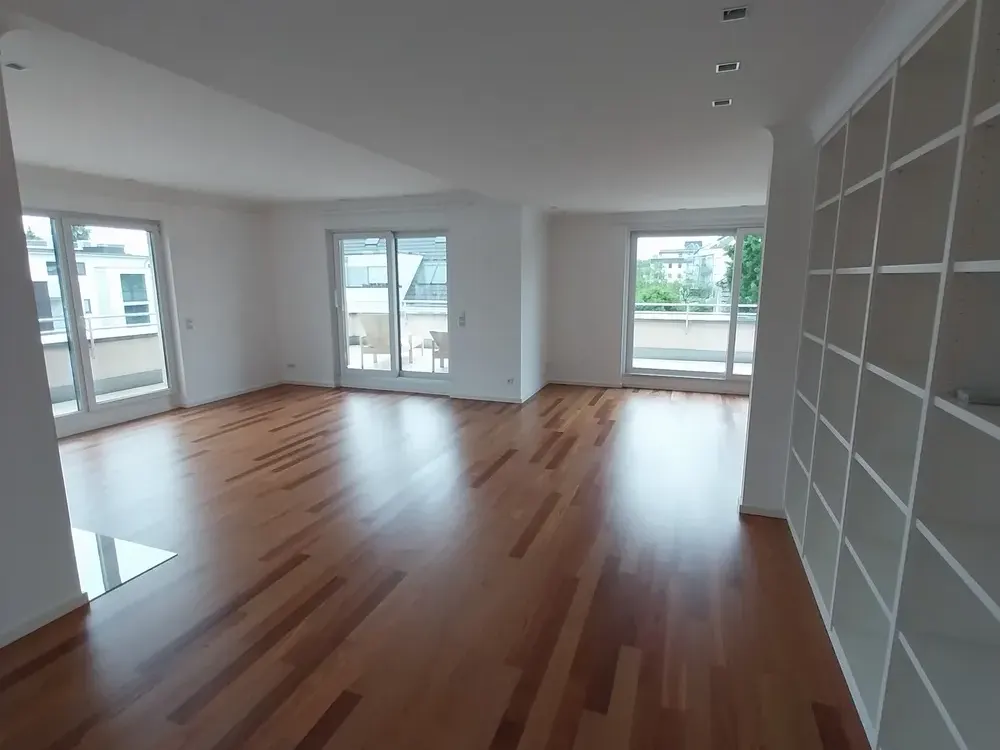 Penthouse in zentraler Innenstadtlage in Hilden: Großzügiges Wohnen auf 215 m²
