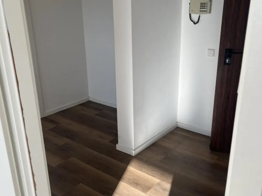 2-Zimmer Wohnung mit EBK für Pendler, Paare oder als WG!