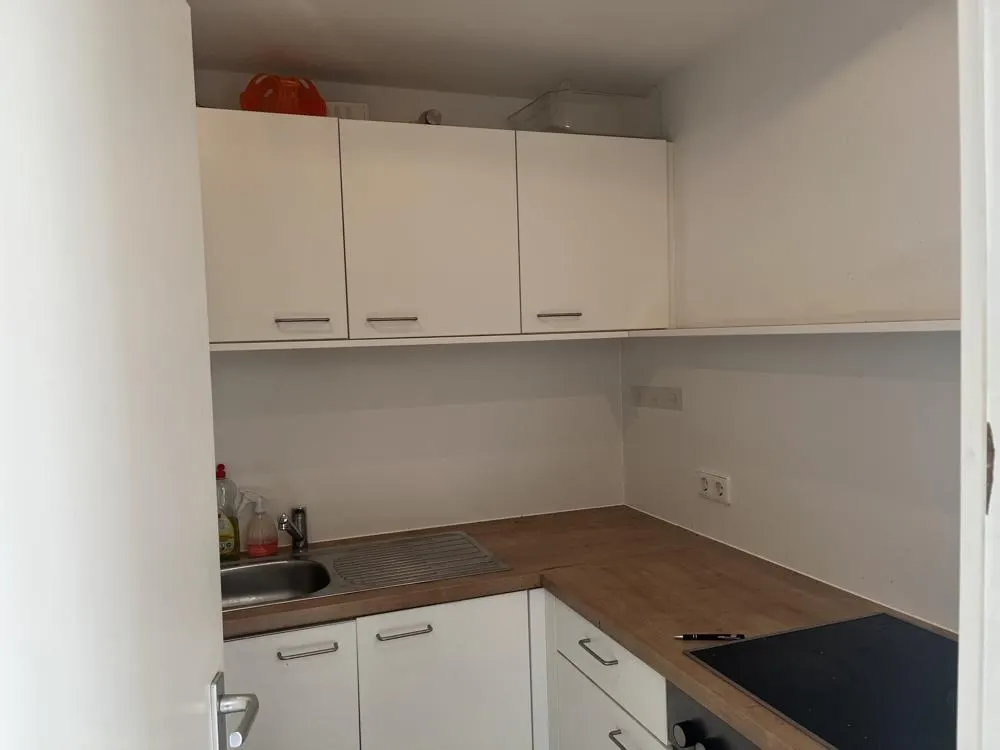 2-Zimmer Wohnung mit EBK für Pendler, Paare oder als WG!