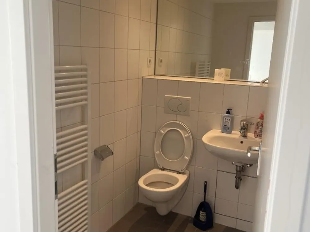 2-Zimmer Wohnung mit EBK für Pendler, Paare oder als WG!