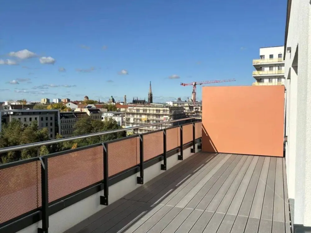 Moderne Penthouse 2-Raum Wohnung mit Riesen Terasse