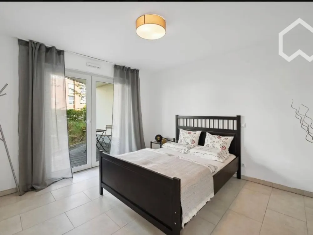 Möbiliertes 2 Zimmer Apartment mit Garten in Köln