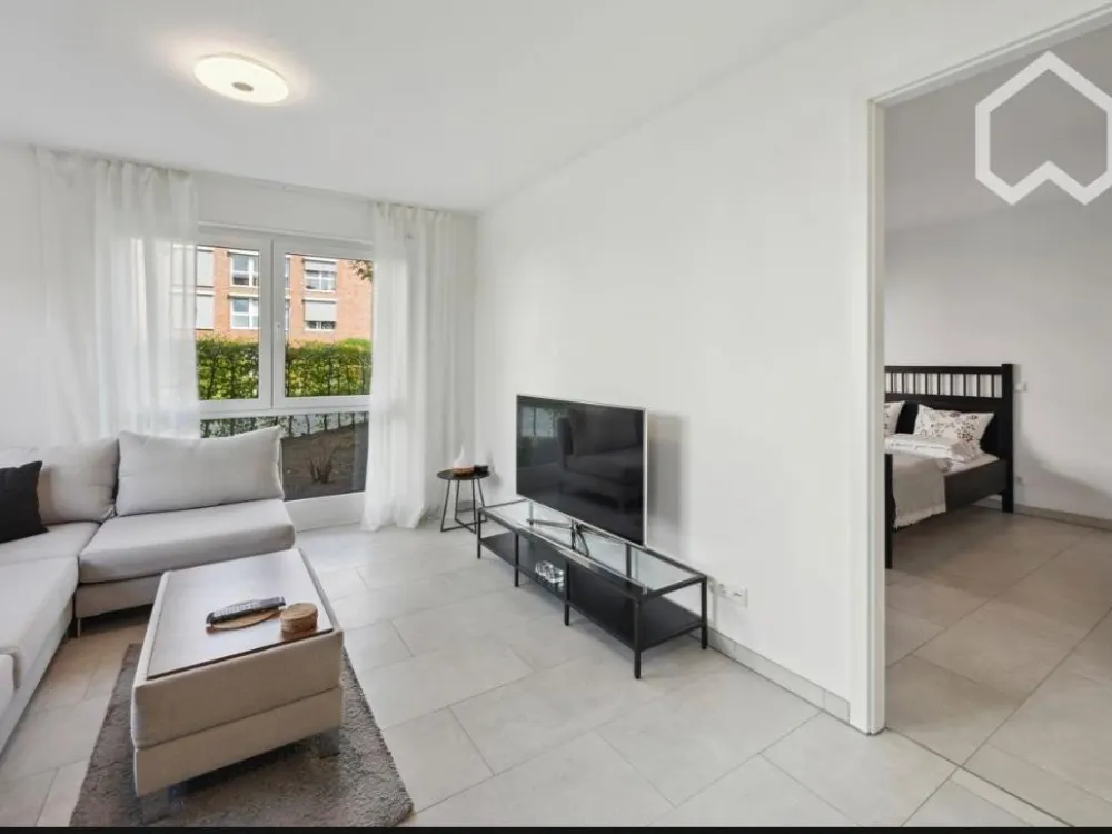 Möbiliertes 2 Zimmer Apartment mit Garten in Köln