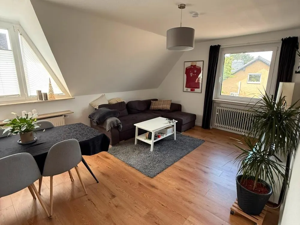 Helle 3-Zimmer-Dachgeschosswohnung in Garbsen-Horst, ca. 63 m²