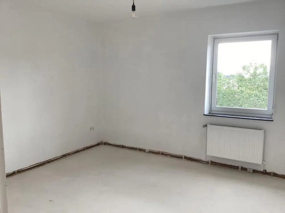 Hier lässt es sich aushalten: teilsanierte 3-Zimmer-Wohnung in Stadtlage