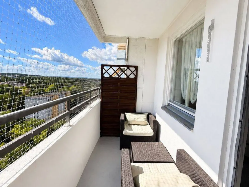 Nachmieter ab 01.11.gesucht, möblierte 1-Zimmer-Wohnung mit Balkon & Ausblick
