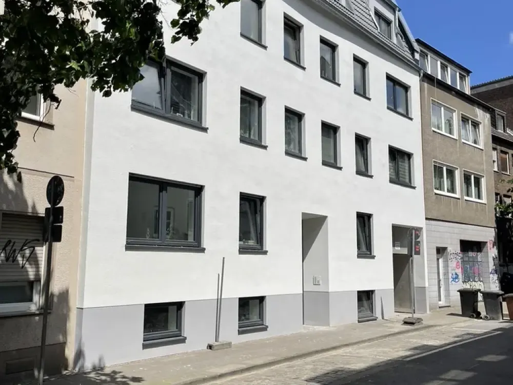 Südstadt: Erstbezug nach Sanierung - optimal WG geeignet!