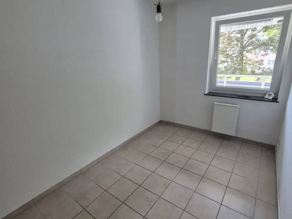 Helle 3-Zimmer-Wohnung mit Balkon in Leverkusen-Rheindorf
