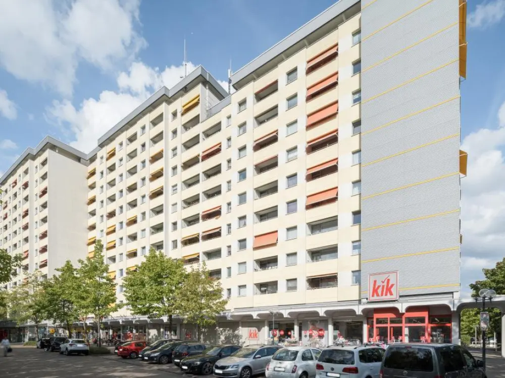 Frisch renoviert! 2 Zimmer Wohnung ab sofort!