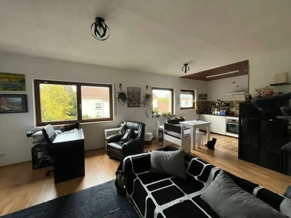 Arrive and Feel at Home - Beautiful 1.5-Room Apartment with Parking Space in Ettlingen