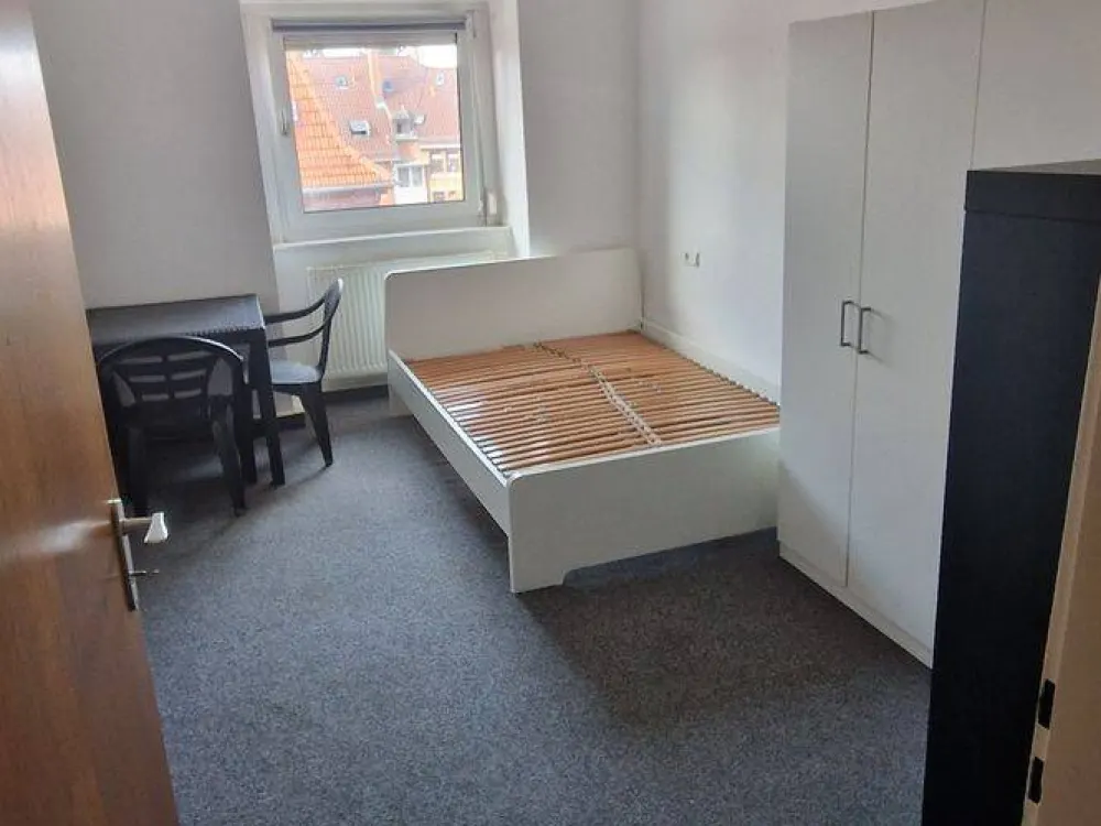 3-Zimmer-Wohnung /WG geeignet in Stuttgart Ost
