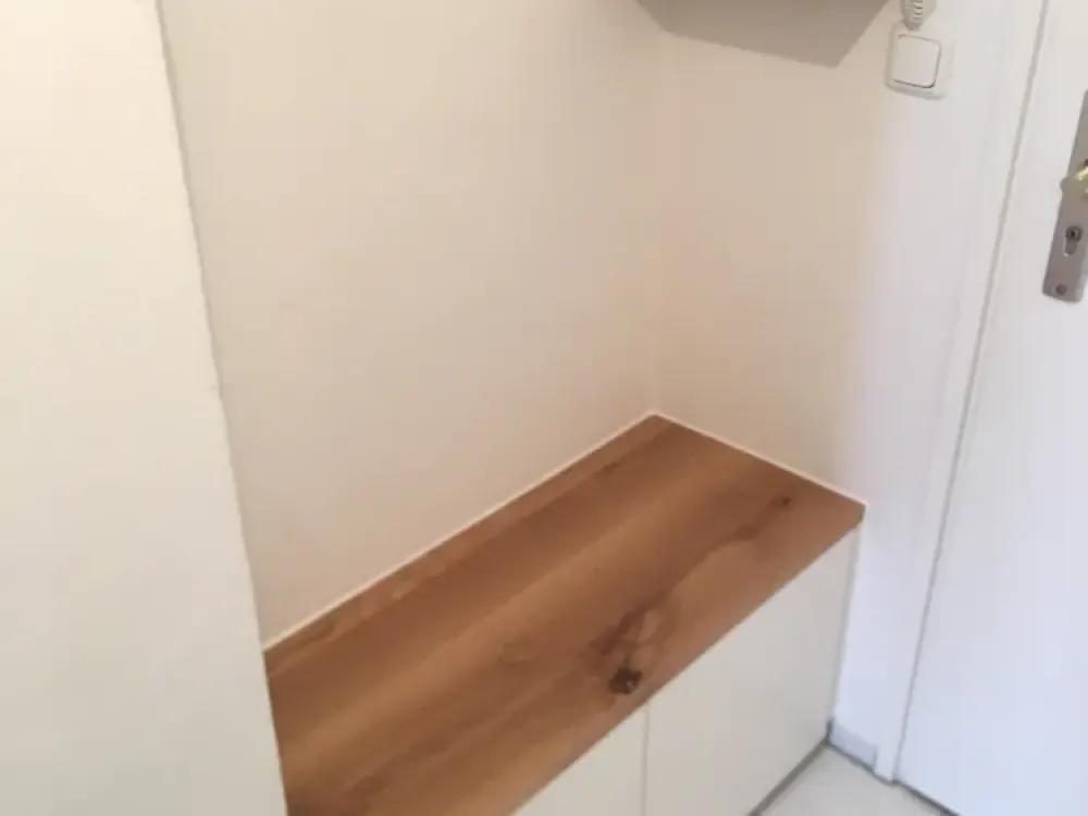 Helles, möbliertes Studio-Apartment zur Untermiete für 12 Monate