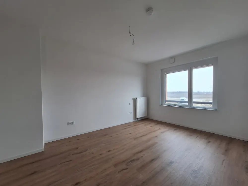 Lichtdurchflutete 3-Zimmer Wohnung mit großer Loggia