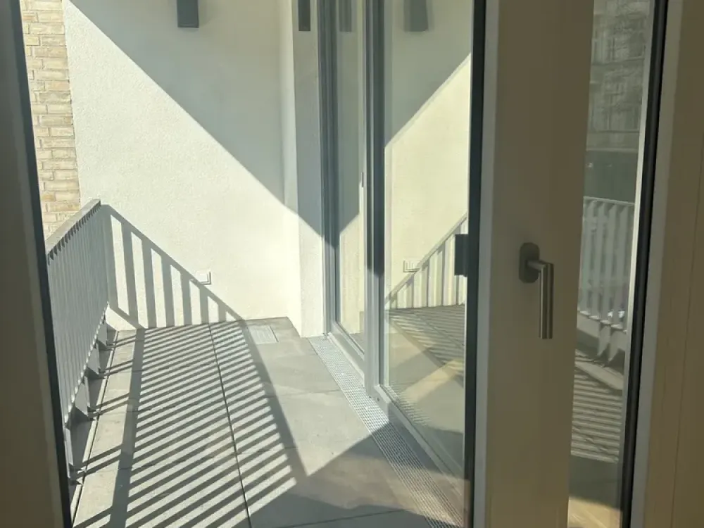 Exklusive 3-Zimmer-Wohnung mit gehobener Innenausstattung & Balkon in Berlin Friedrichshain!