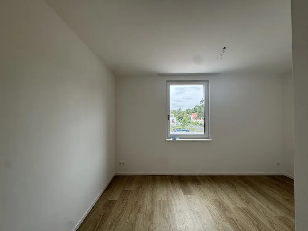 Zweitbezug im Neubau - 4 Zimmerwohnung mit großer Terrasse
