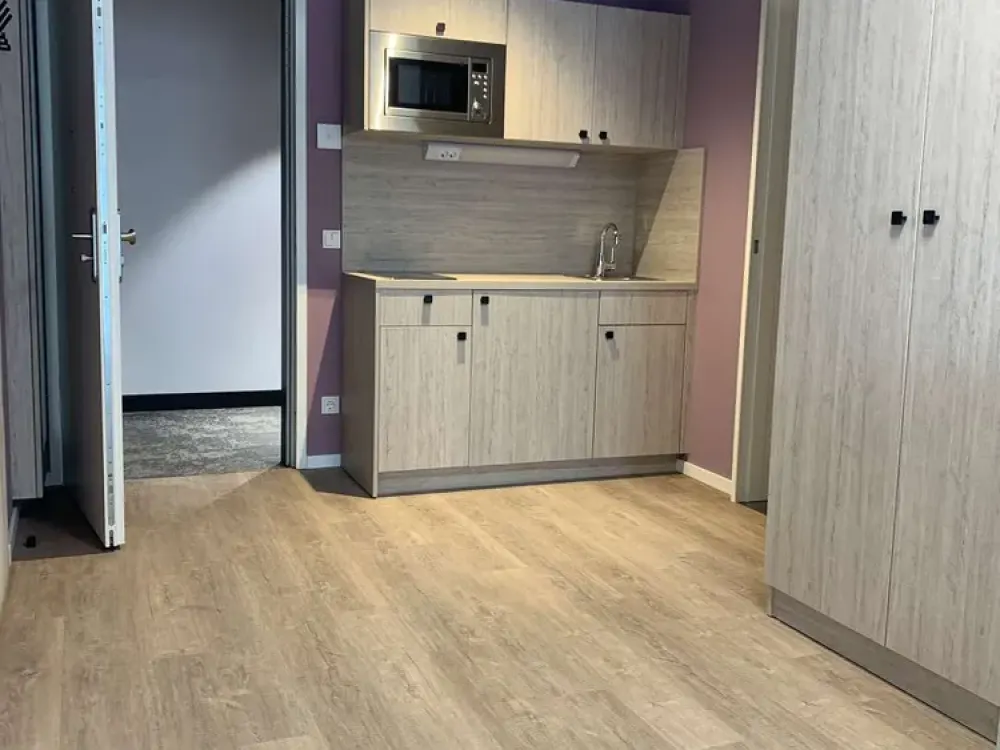 27m² möbliert & all-inclusive ab 1.045 € warm, ideal für Young Professionals | Friedrichshain