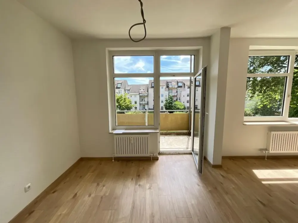 Den Sommer auf dem Balkon genießen; 2-Raum Wohnung ; RE-Süd