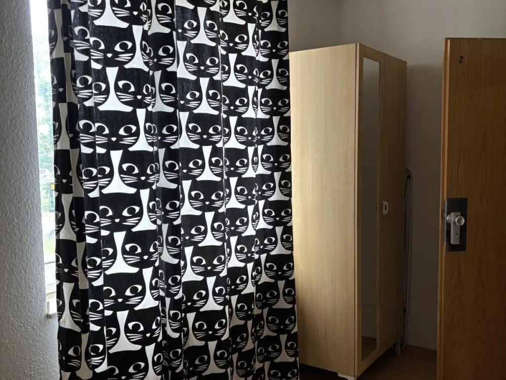 1- Zimmer / 1-Zi Wohnung vollmöbliert in Düsseldorf-Heerdt
