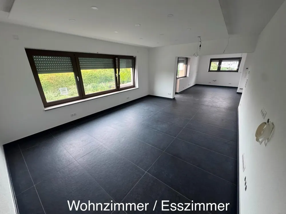 Kernsaniert 08/2026! Moderne 4-Zimmer-Wohnung | 101 m² | Balkon