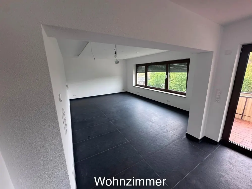 Kernsaniert 08/2026! Moderne 4-Zimmer-Wohnung | 101 m² | Balkon