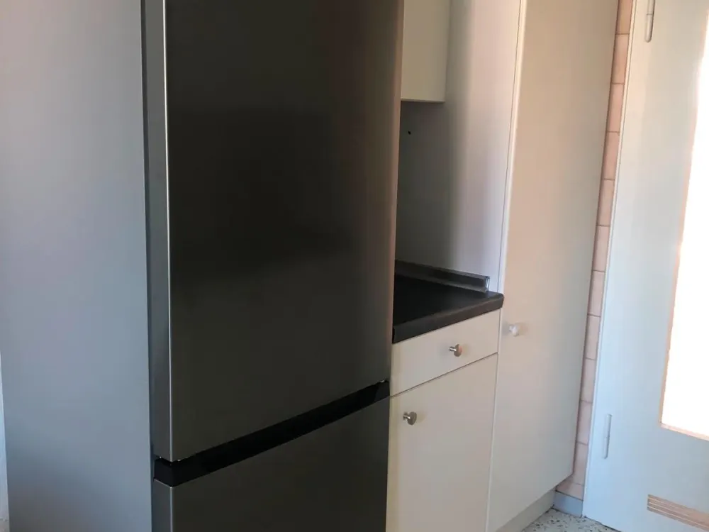 Helle 3 Zimmer Wohnung zu vermieten.