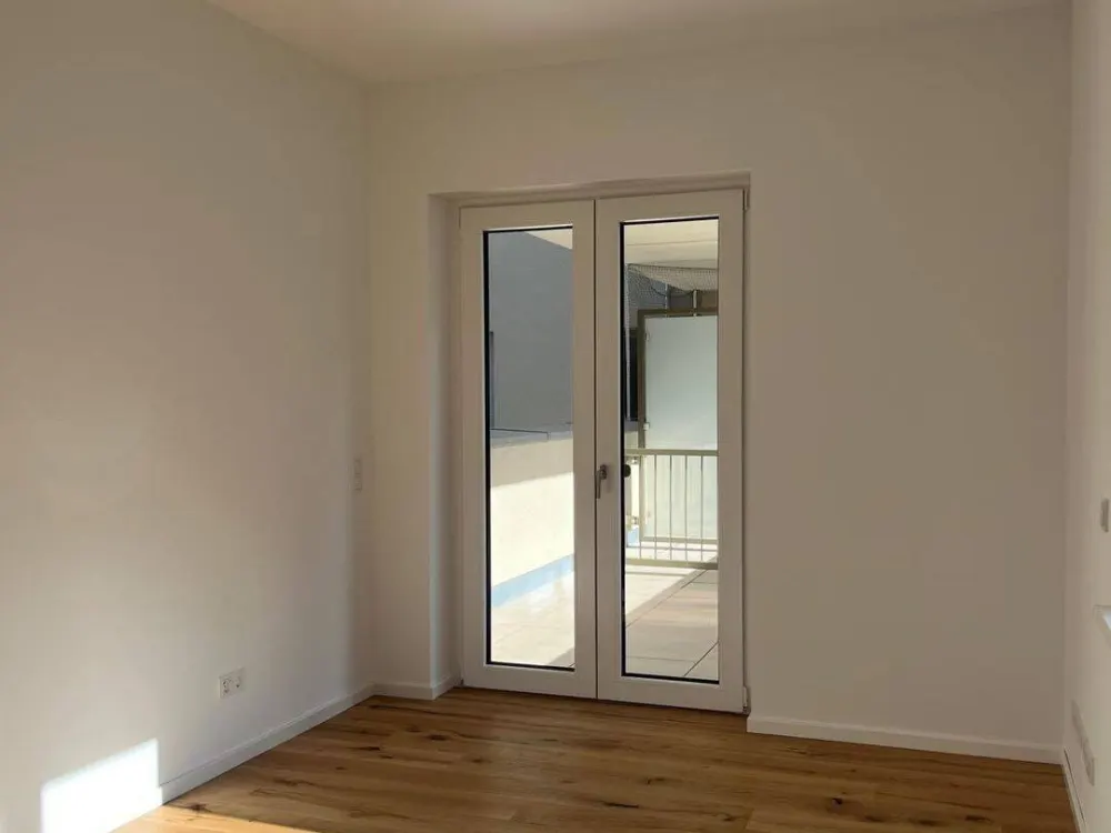 First occupancy HafenCity - modern 4-room apartment with large loggia and beautiful view