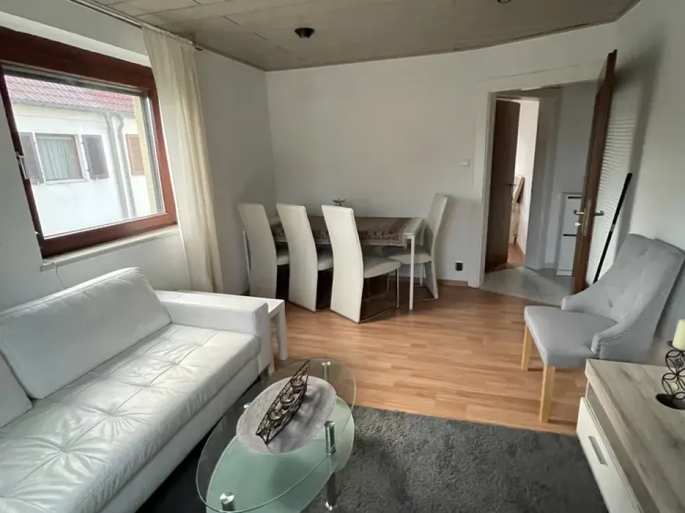 Wohnung mit 2 Zimmern in Stein