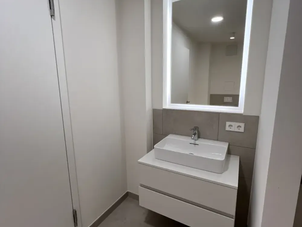 Exclusiv Wohnen - großzügige 2-Zimmer-Wohnung