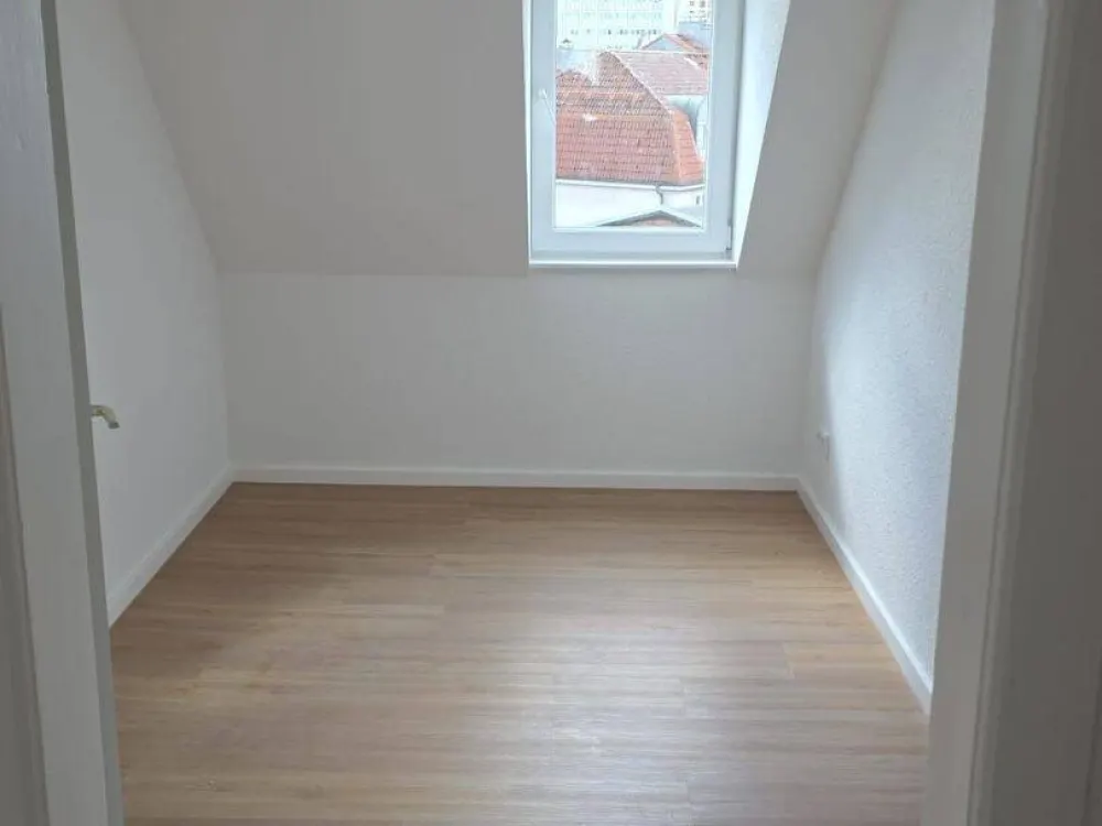 Einzelzimmer in einer gepflegten WG-Etage, ca. 31m²