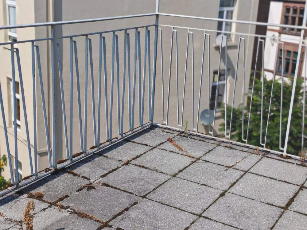 4ZW ALTBAUWOHNUN WANNENBAD DUSCHE KÜCHE GÄSTE WC PARKETT ZENTRAL ECKENHEIMER LANDSTR 3 LAUFNÄHE ZUR ZEIIL U 5