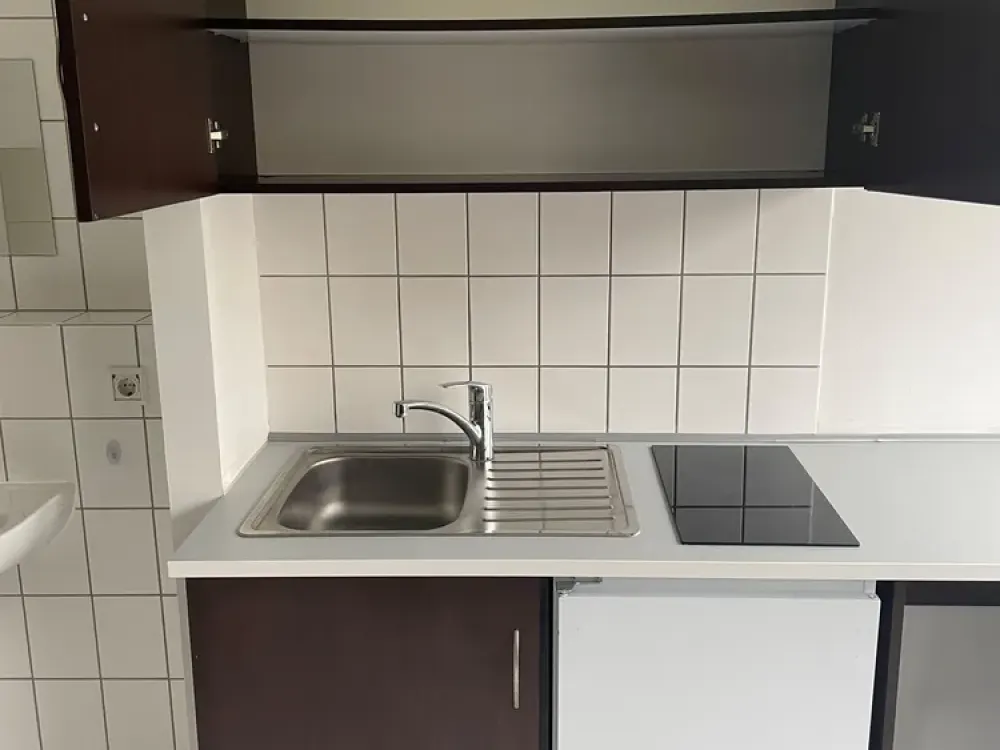 Möbliertes 1-Zimmer-Apartment mit Schrankbett, kompakt & praktisch