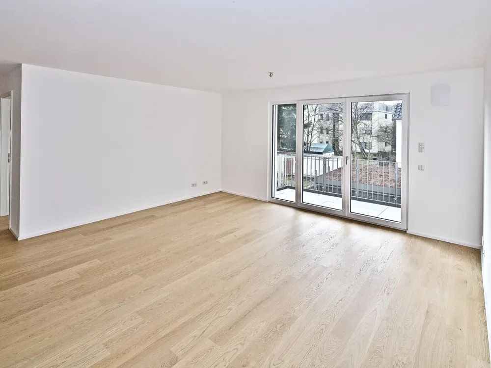 Neuwertige, helle 3-Zimmer-Wohnung mit Balkon, Klimaanlage & TG-Stellplatz in München-Ramersdorf