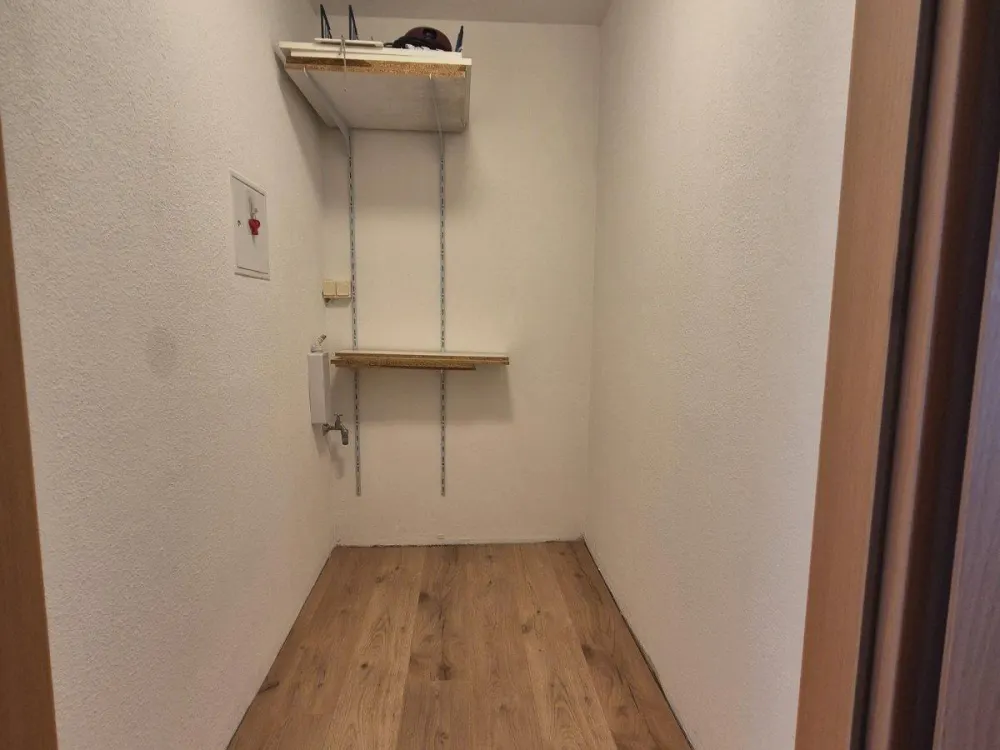 Wohnen mit Weitblick: Frisch renovierte 3-Zimmer-Wohnung