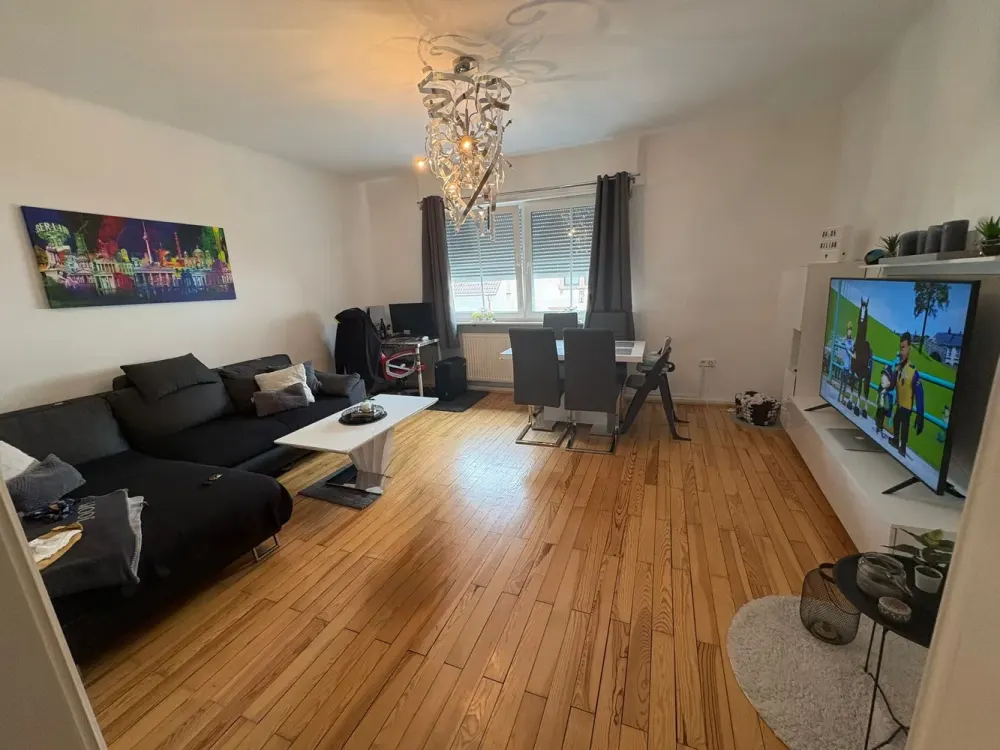 Helle 3-Zimmer-Wohnung mit Gartenmitnutzung in Saarbrücken-Altenkessel, WG-geeignet
