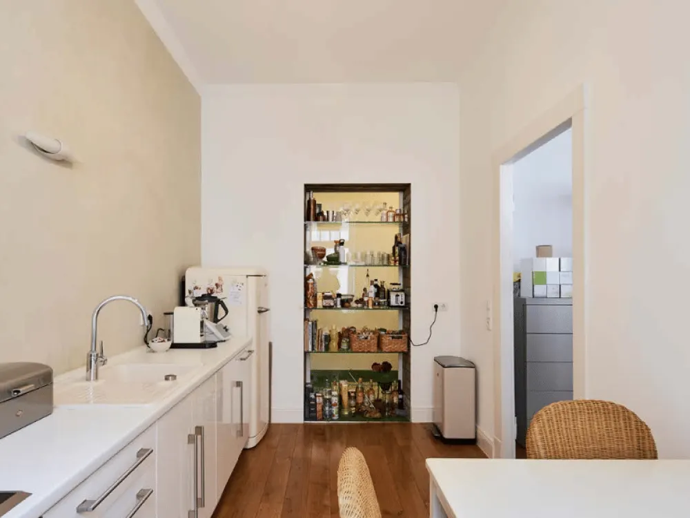 Wunderschöne 2-Zimmer Altbauwohnung im Agnesviertel