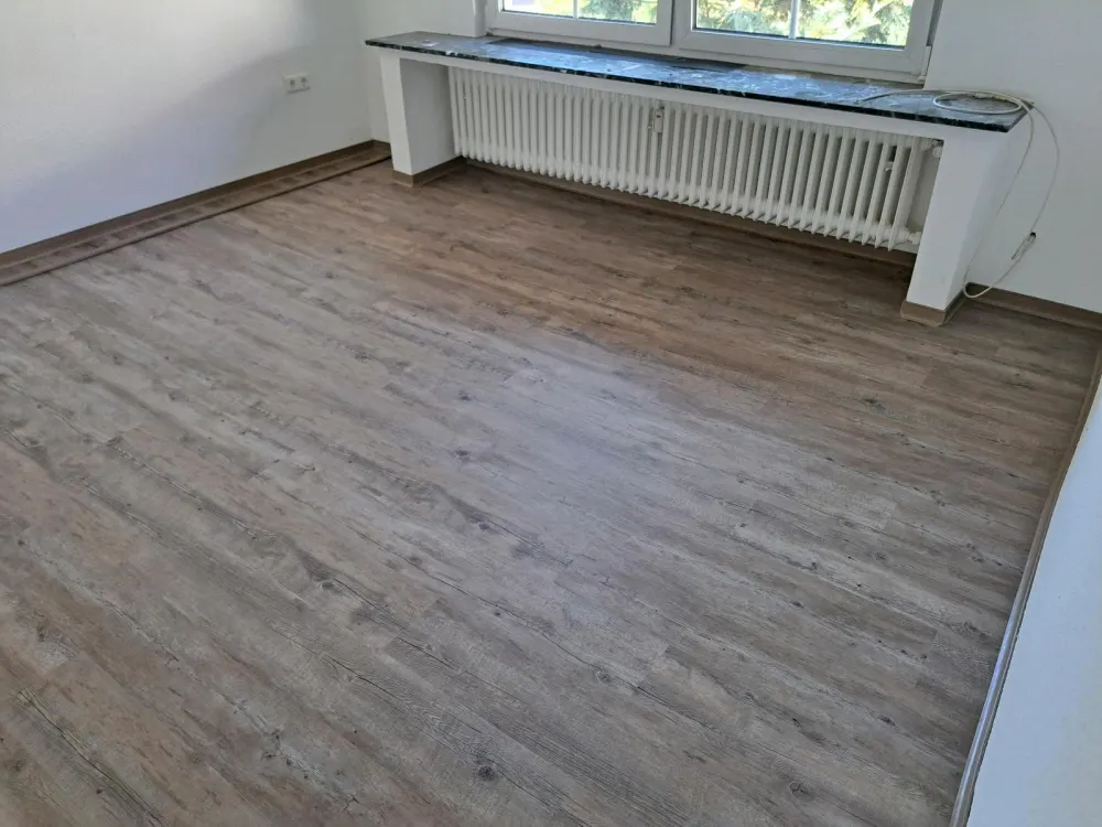Wohnung 3 ZKB komplett neu renoviert