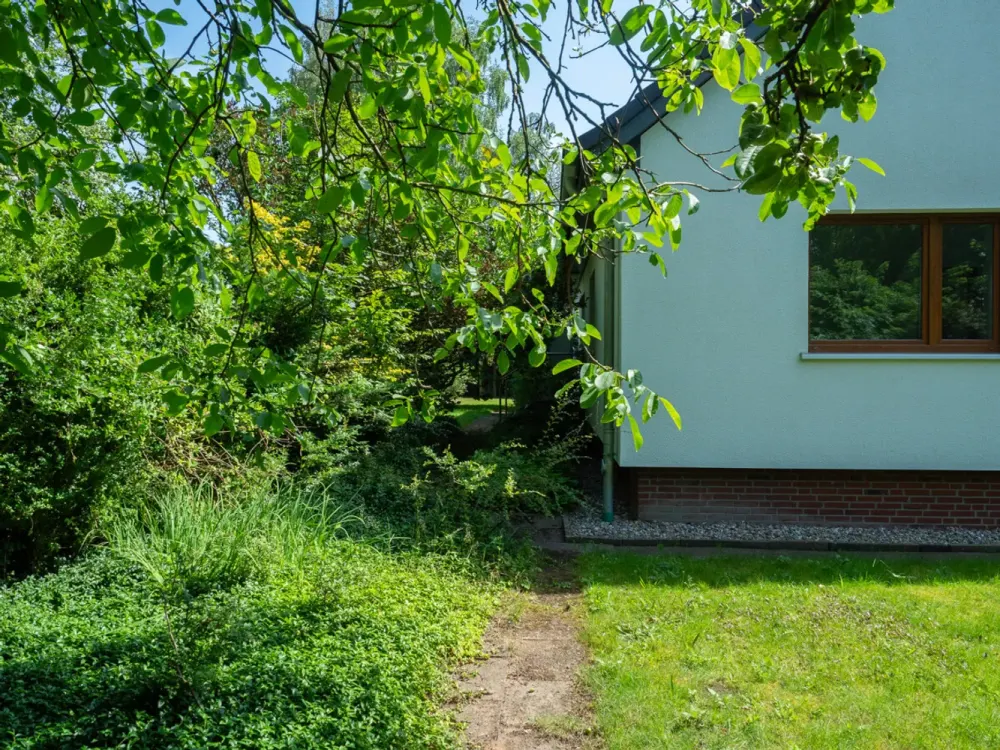 Ein Zuhause zum Ankommen, Erdgeschosswohnung mit ganz viel Gartenidylle in Bönningstedt